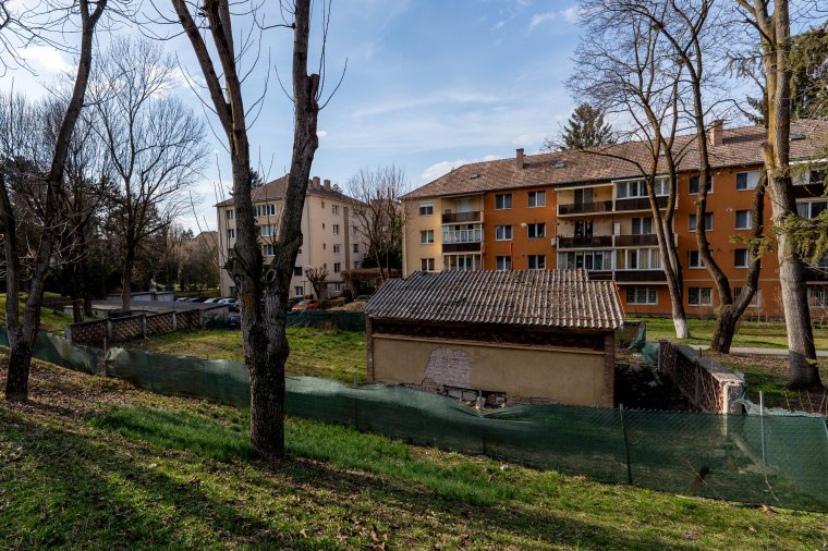 Eldőlt: nem épül egészségügyi központ a Székely vértanúk emlékműve mellé