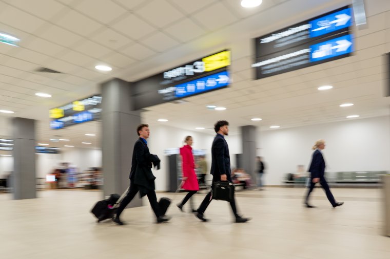 Túszdráma zajlott a hamburgi repülőtéren, több száz járatot töröltek