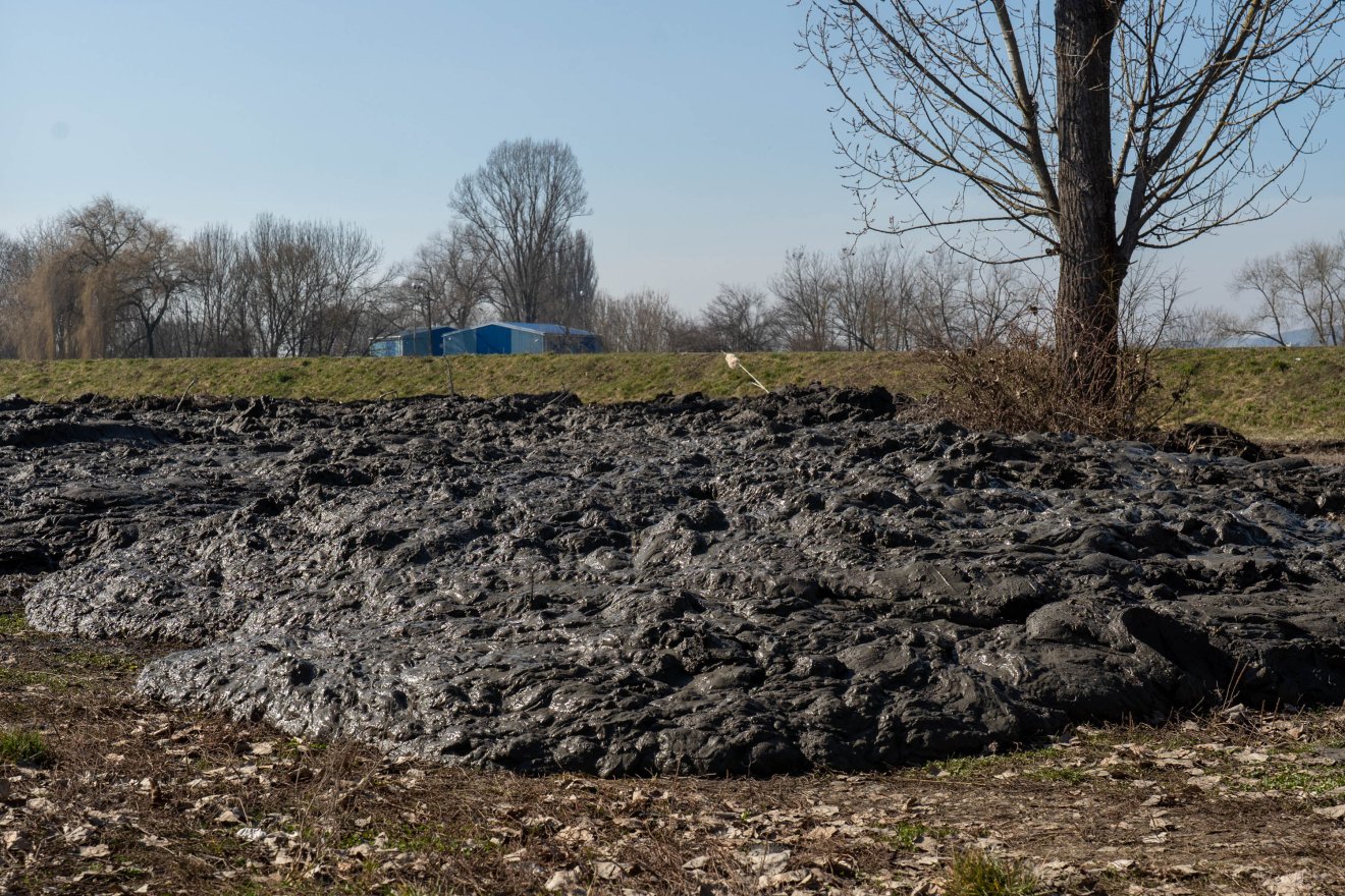 Itt egyelőre nem parkolhatnak autók &bullet;  Fotó: Haáz Vince