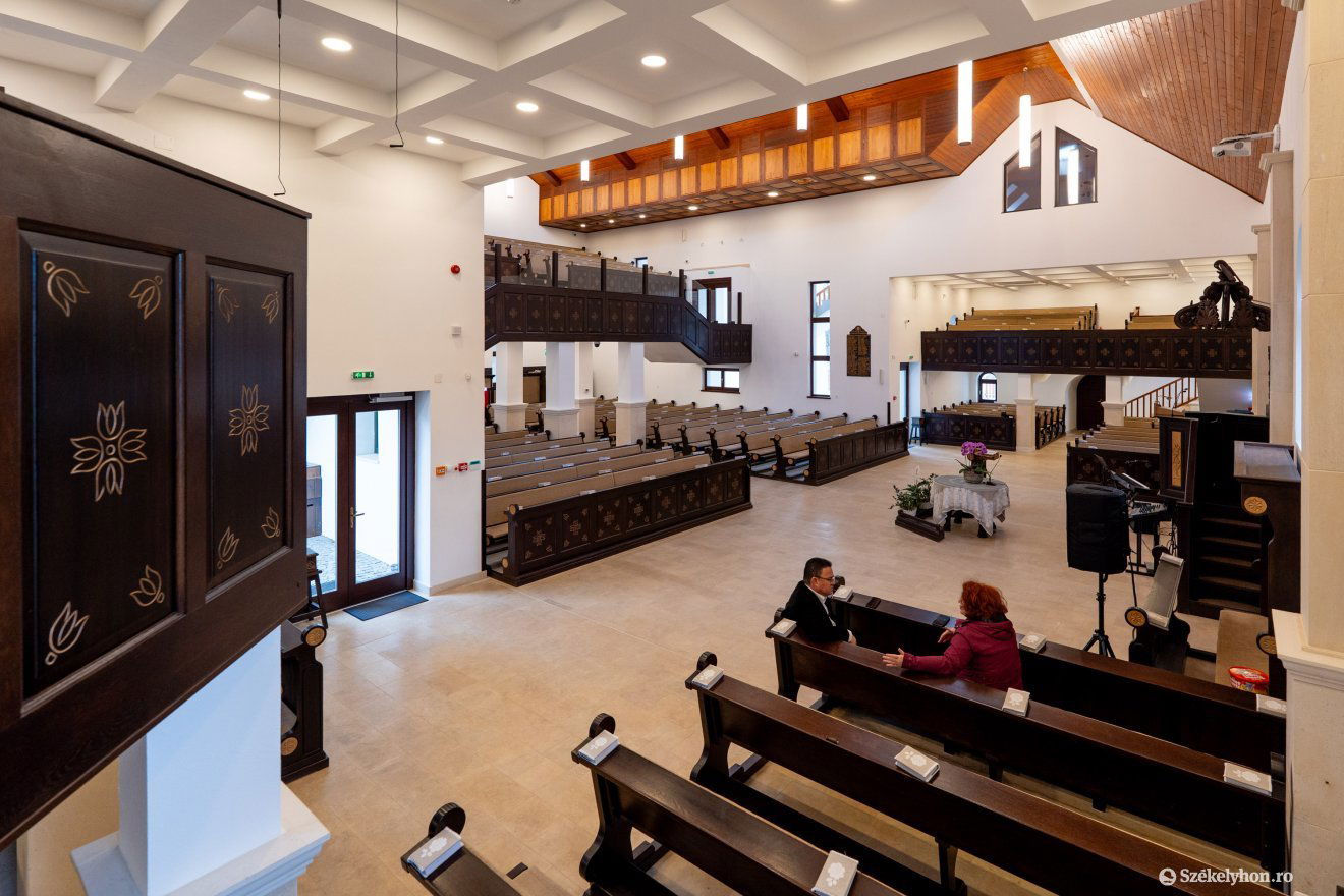 A tetőtér egy részét is beépítették &bullet;  Fotó: Haáz Vince