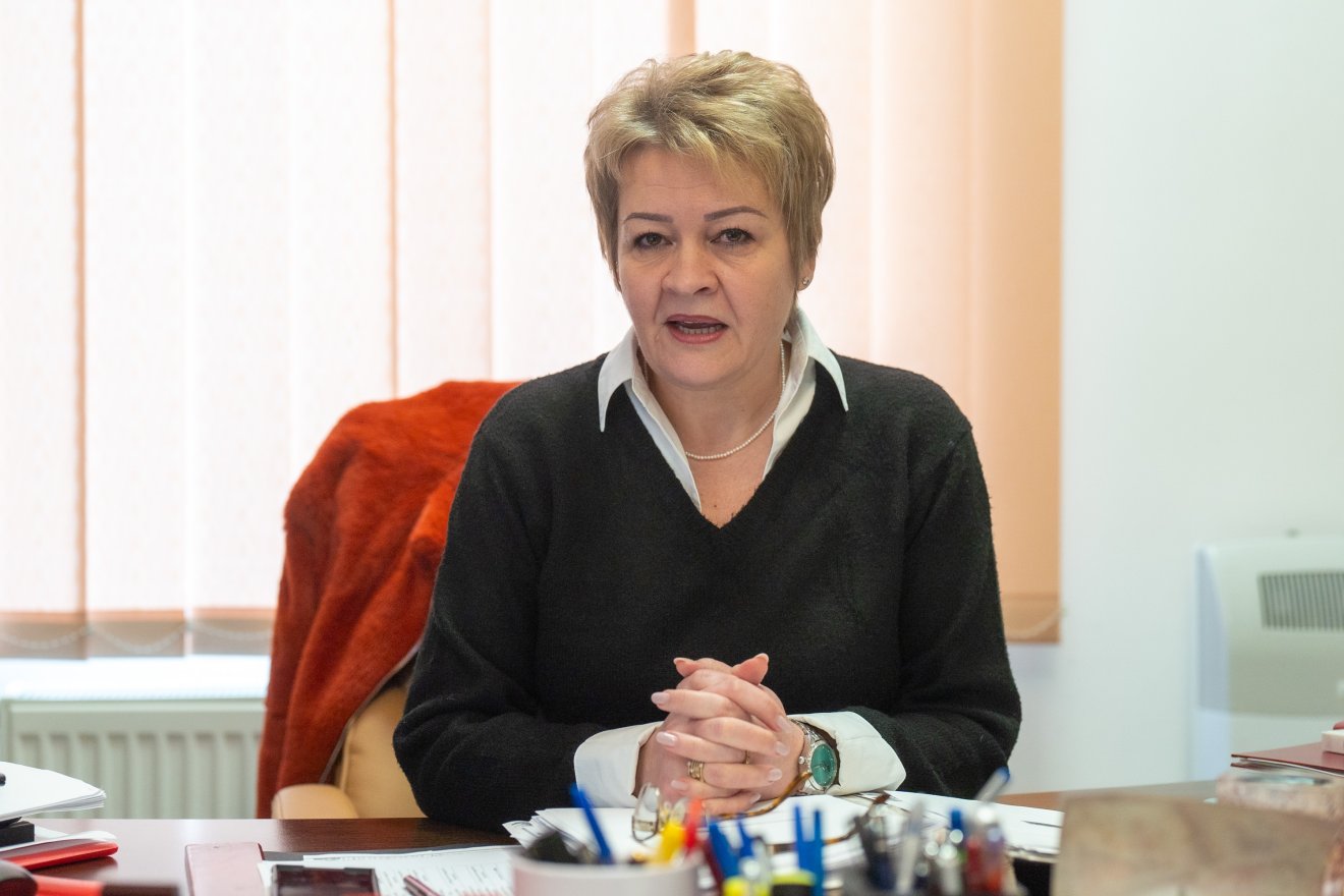 Megheşan Zsuzsanna, a dicsőszentmártoni Gheorghe Marinescu kórház vezetője őszintén beszélt a nehézségekről &bullet;  Fotó: Haáz Vince