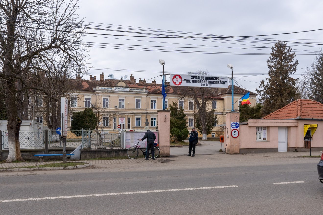 A dicsőszentmártoni kórház udvarán új épületet húznak fel a szenvedélybetegek kezelésére &bullet;  Fotó: Haáz Vince
