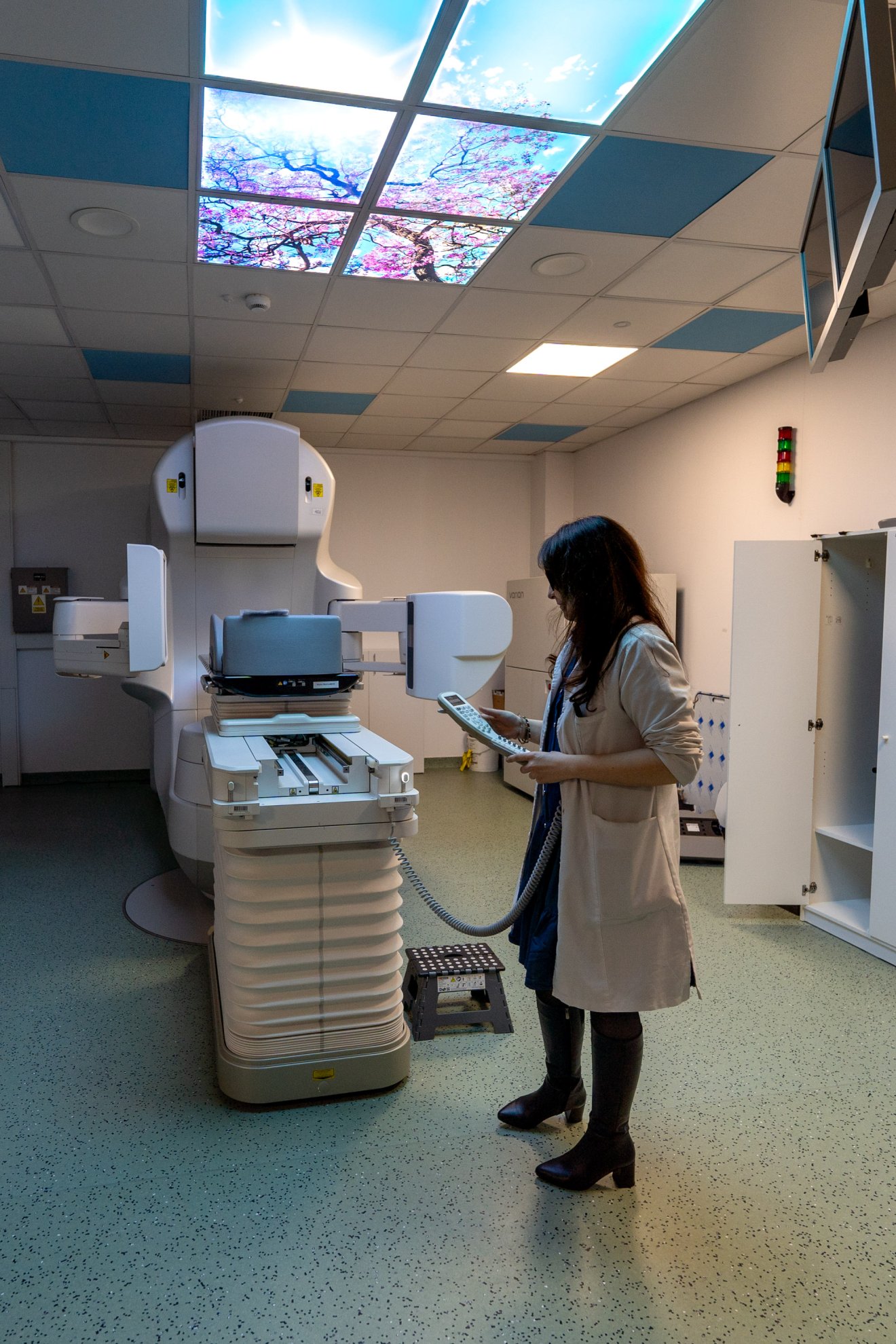 A jelenleg működő sugárterápias gép &bullet;  Fotó: Haáz Vince