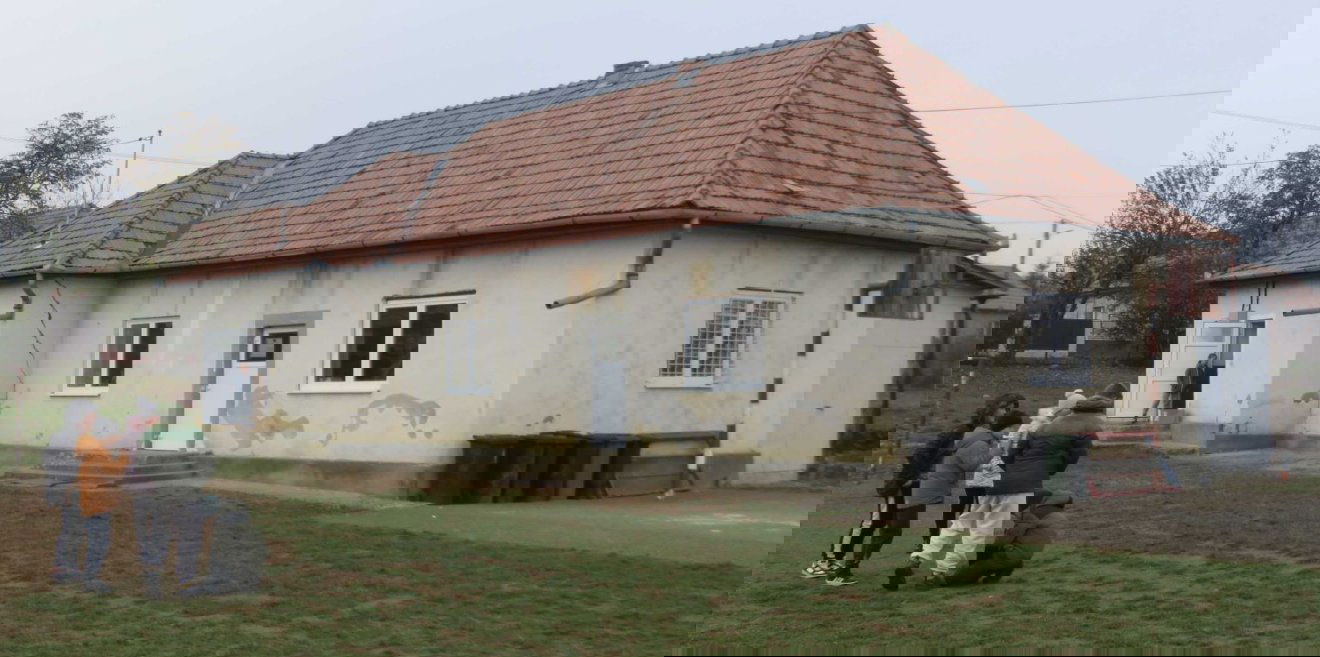 Ezt az épületet alakítják át &bullet;  Fotó: Bodó Előd Barna közösségi oldala