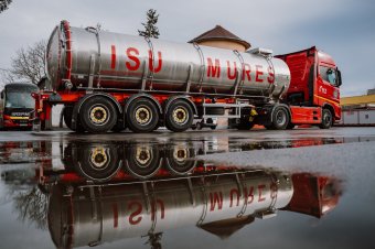 Tanultak a parajdi katasztrófából: 30 ezer literes tartálykocsit kapott a tűzoltóság