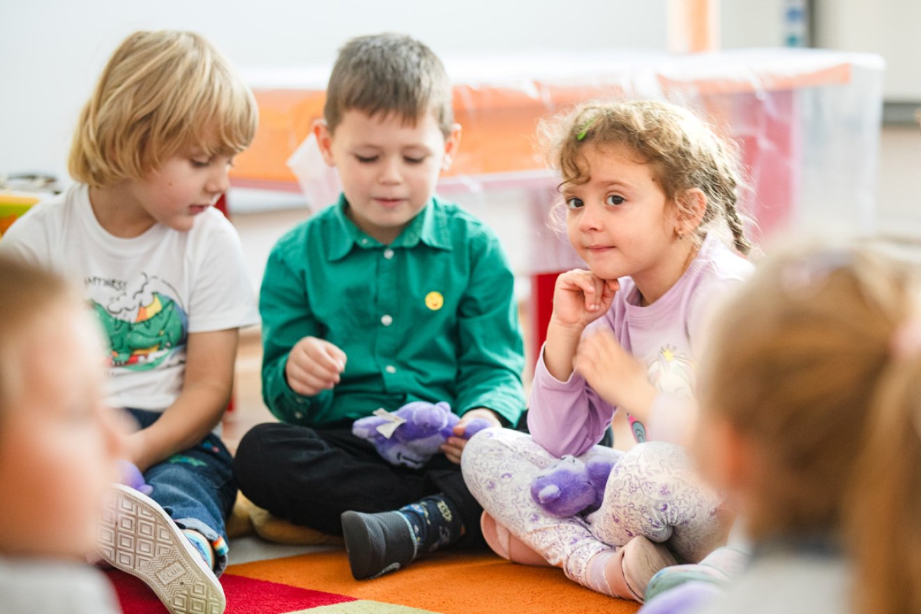 A „bandavezér” hatása: így alakul ki a kiközösítés már óvodáskorban