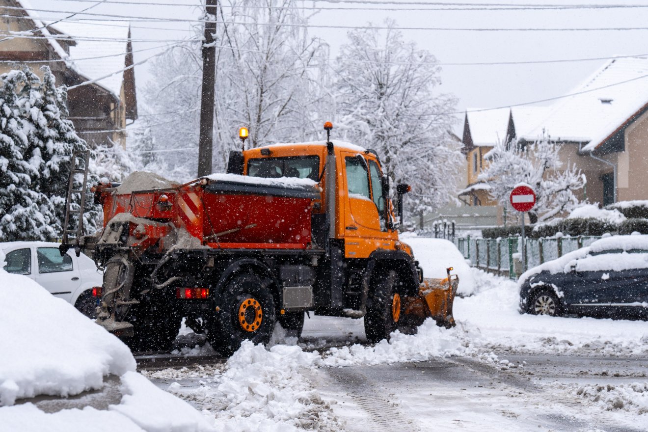 Az utcák felét takarítják hőekékkel &bullet;  Fotó: Haáz Vince