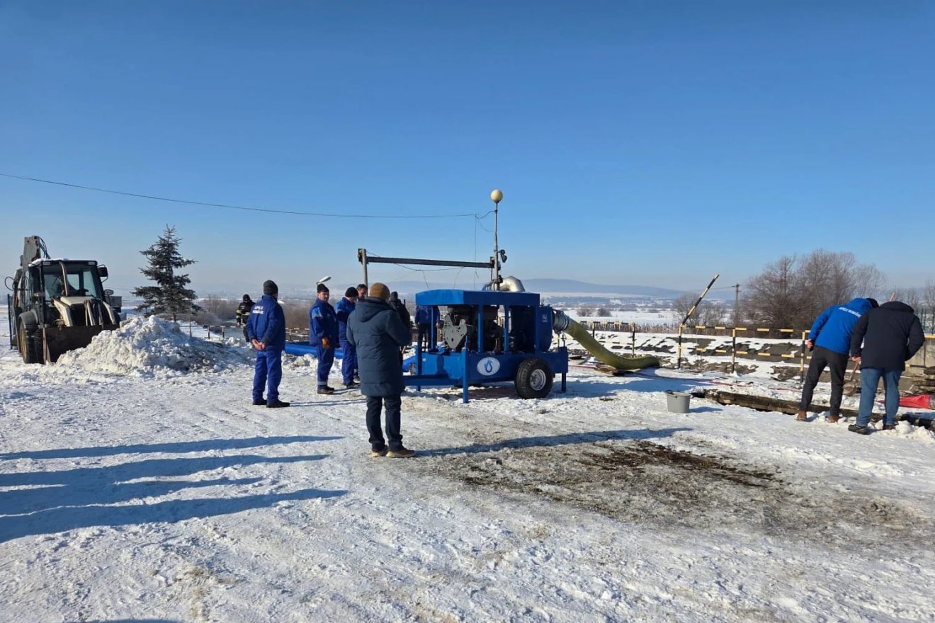 Keresik a megoldásokat &bullet;  Fotó: Maros Vízügyi Igazgatóság