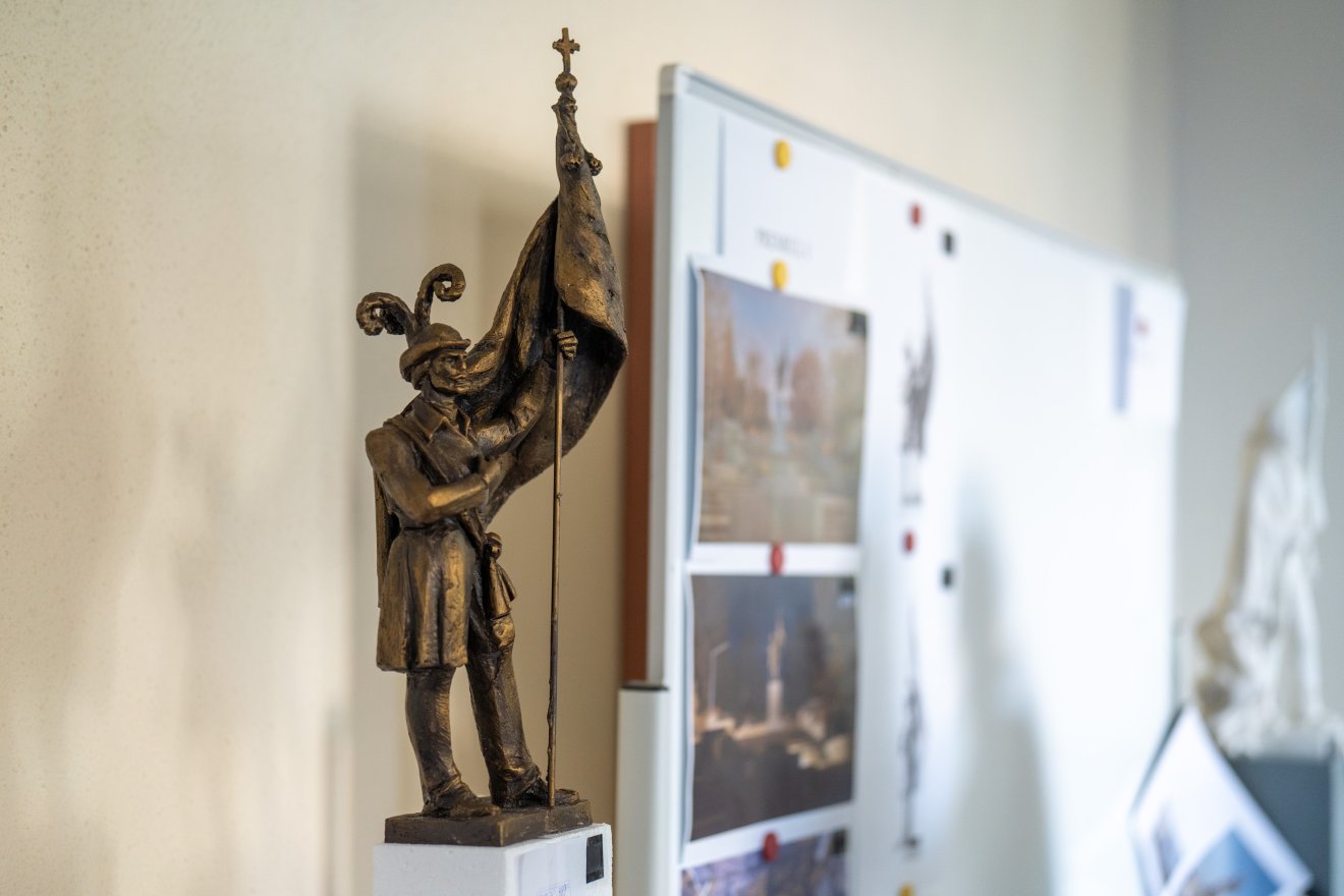 A román szobor, Constantin Romanu Vivu &bullet;  Fotó: Haáz Vince