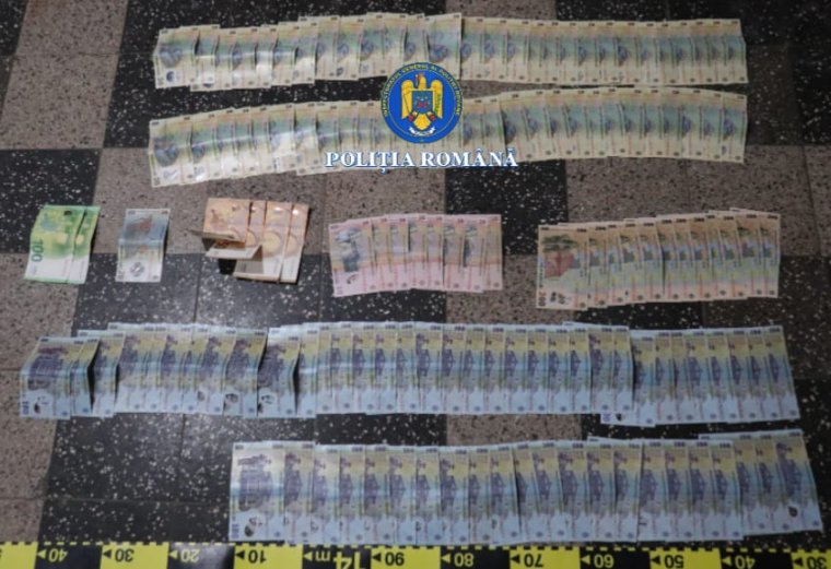 Nagyszabású rendőrségi akció: több mint 89 ezer csomag cigarettát foglaltak le