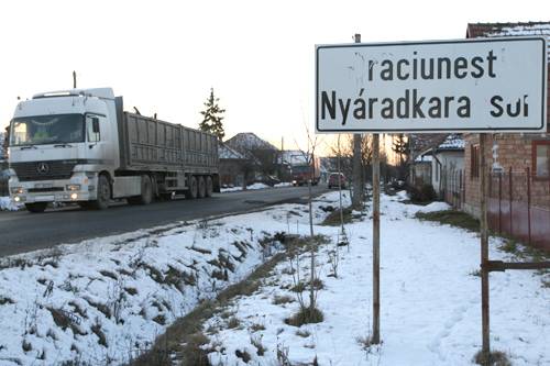 Sebességkorlátozás Nyárádtő és Ákosfalva között