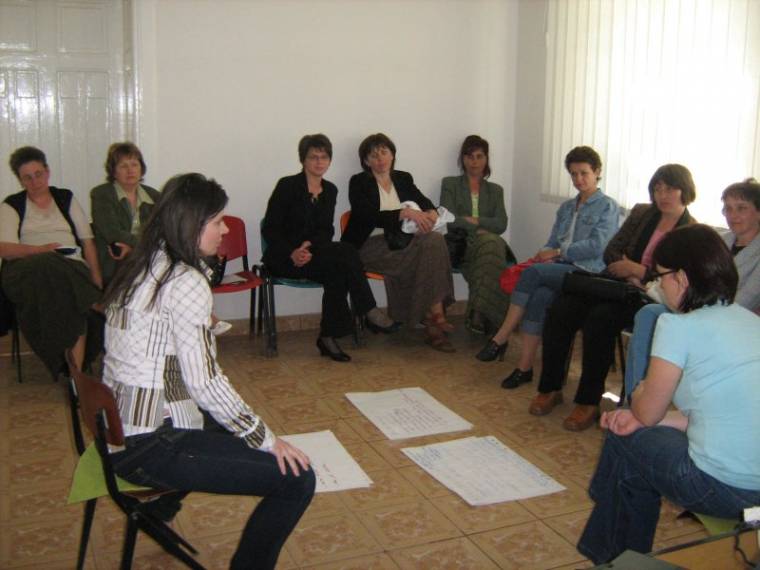 Beszélgetéssorozat az öngyógyításról Nyárádszeredában