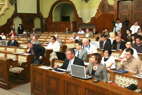 Szovátán üléseznek a megyei tanácselnökök