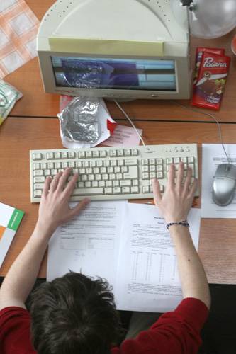 Október 25-től kötelezővé válhat az on-line adóbevallás