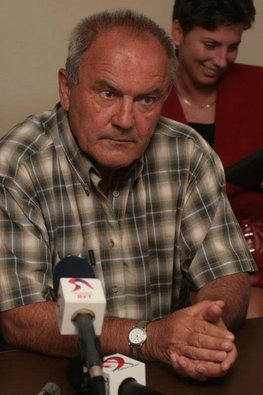 „Bajban lennének a magyarok az autonómiával”