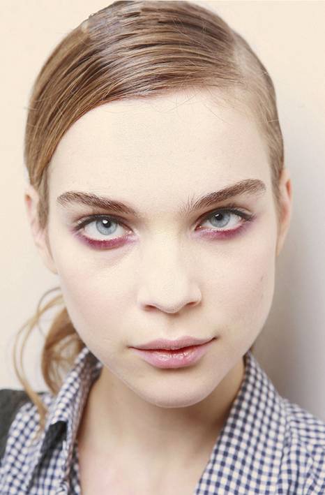 A bozontos szemöldök a menő