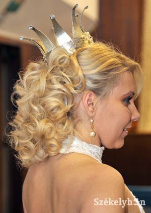 &bullet;  Fotó: FLORIN                              