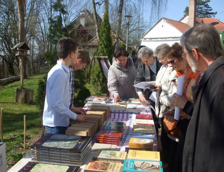 Megpezsdült az élet Kemény János irodalmi bástyájában