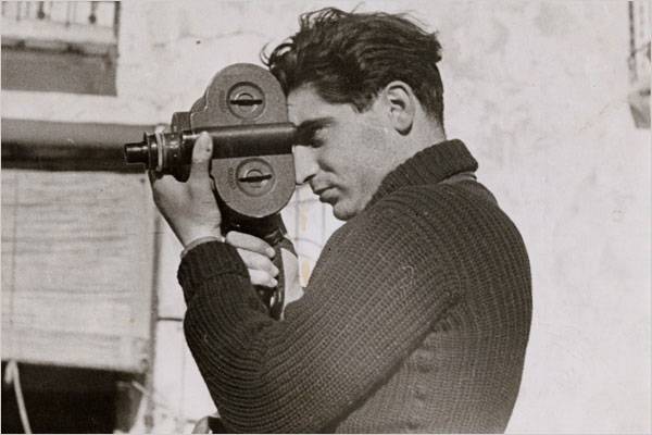 Robert Capa-fotótárlat Marosvásárhelyen