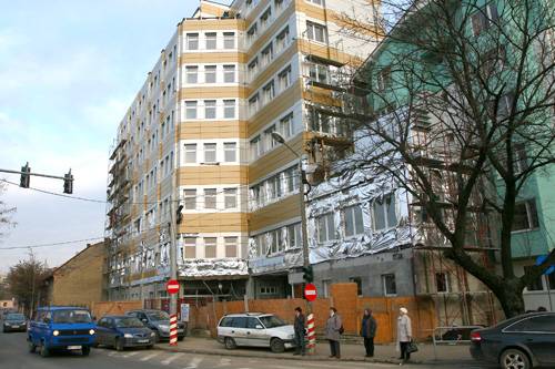Erdélyi premierműtét