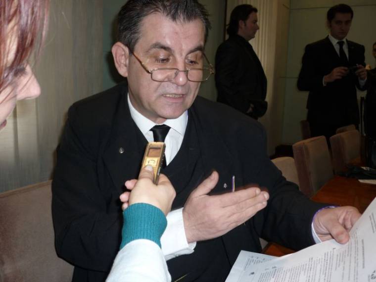 Az 52-es törvényt módosítaná az 52-es Koalíció