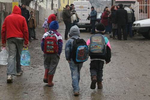 Tanulják, hogy majd taníthassák a romani nyelvet