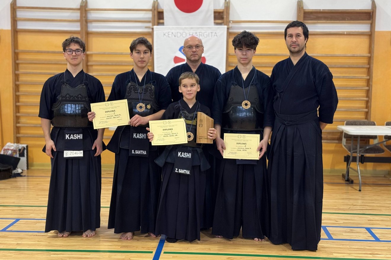 A Barátság Kupa után a kendósok •  Fotó: Kashi Kendo Club