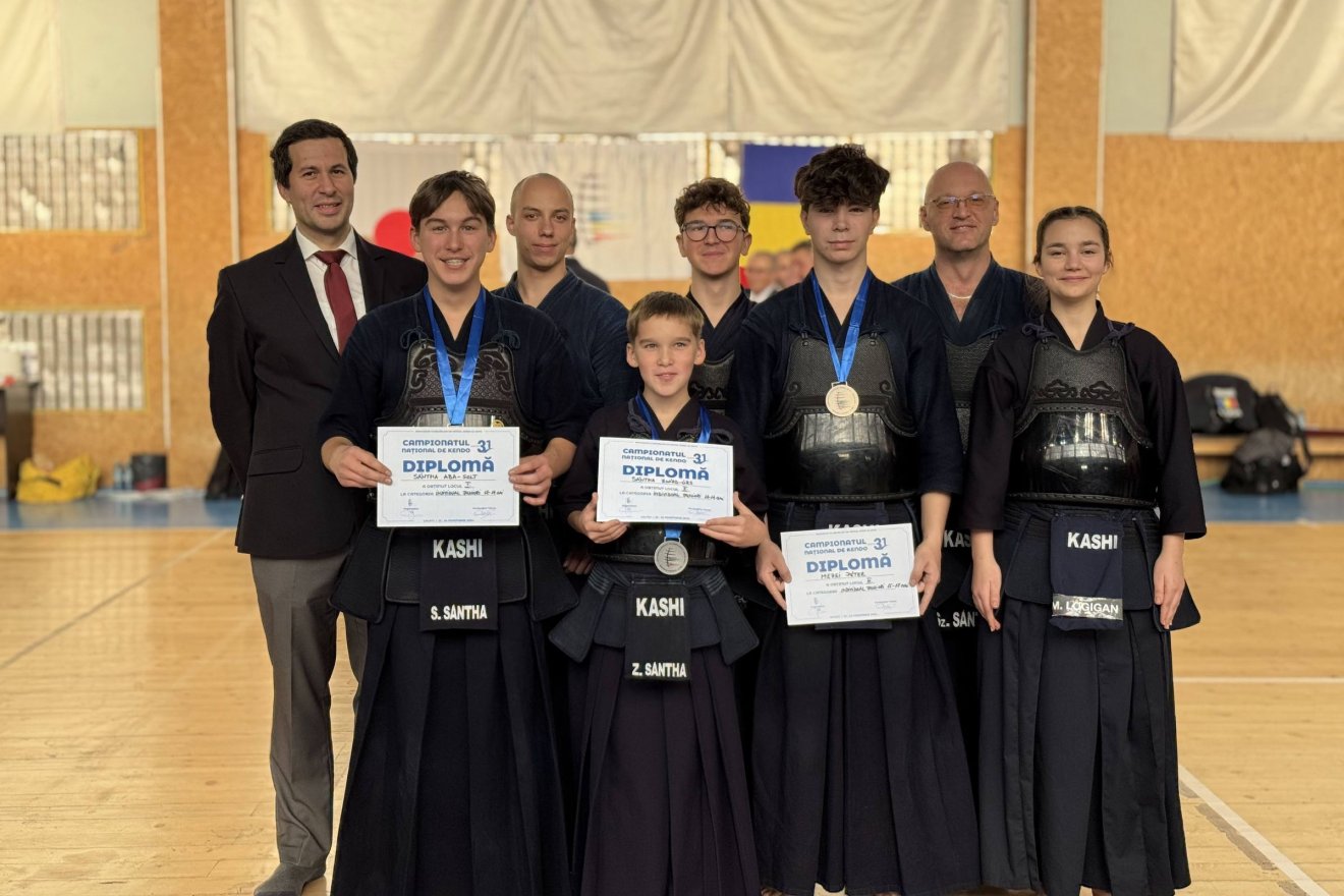 Az országos bajnokság után •  Fotó: Kashi Kendo Club