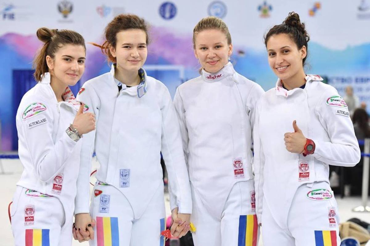 A hatodik helyen végzett lánycsapat: Predescu, Schlier, Benea és Barosan &bullet;  Fotó: Frscrima.ro/Augusto Bizzi