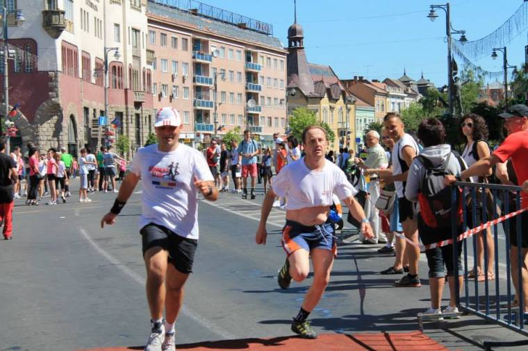 Maratoni futás Marosvásárhelyen