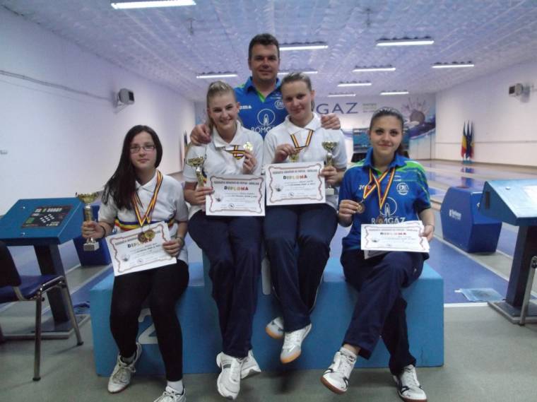 Teke: tucatnál több érem az ifjúsági döntőkön