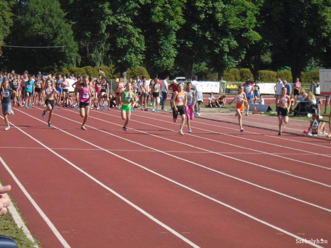 Megjelölik a pénz célját is. A tervezet a sportiskolák támogatására is kötelezné a cégeket