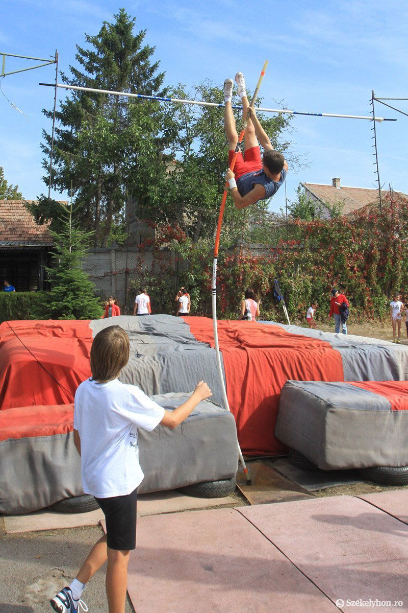 &bullet;  Fotó: Boda L. Gergely
