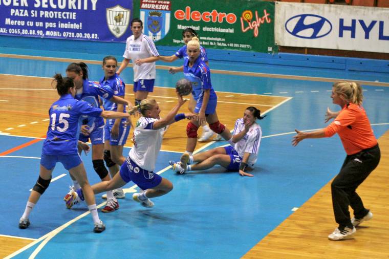 Nagy arányú győzelemmel rajtolt a női A osztály idénye