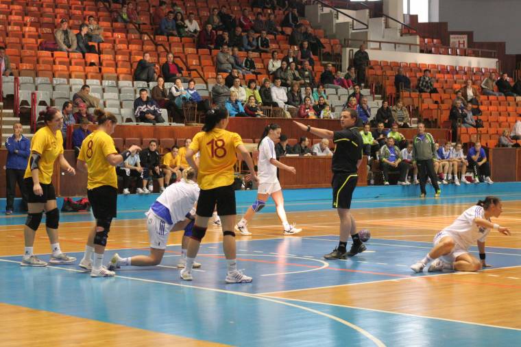 Erősít a visszavágókra a Mureşul női kézilabdacsapata