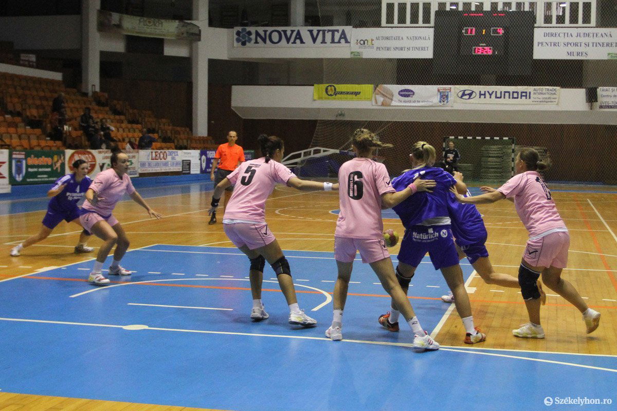 •  Fotó: Boda L. Gergely