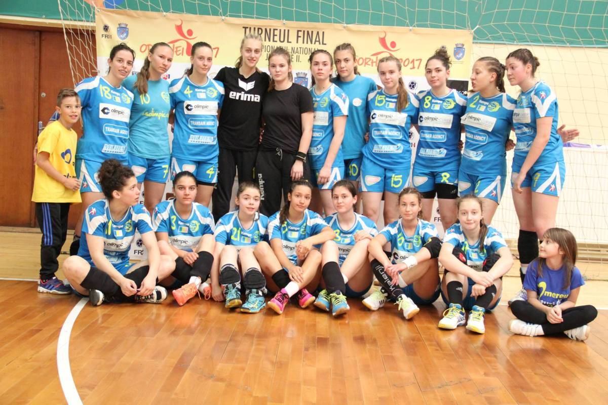 A marosvásárhelyi csapat. Nem tudták megismételni a tavalyi bravúrt •  Fotó: Facebook/Turneul-Final-Handbal-Odorheiu-Secuiesc