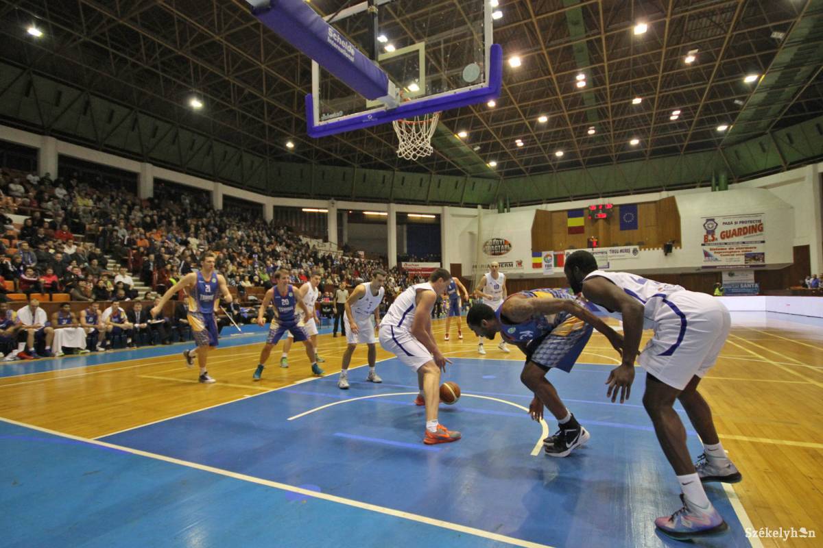 •  Fotó: Boda L. Gergely