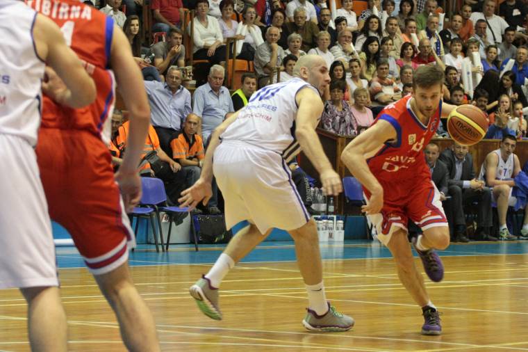 Várad az első döntős a kosárligában