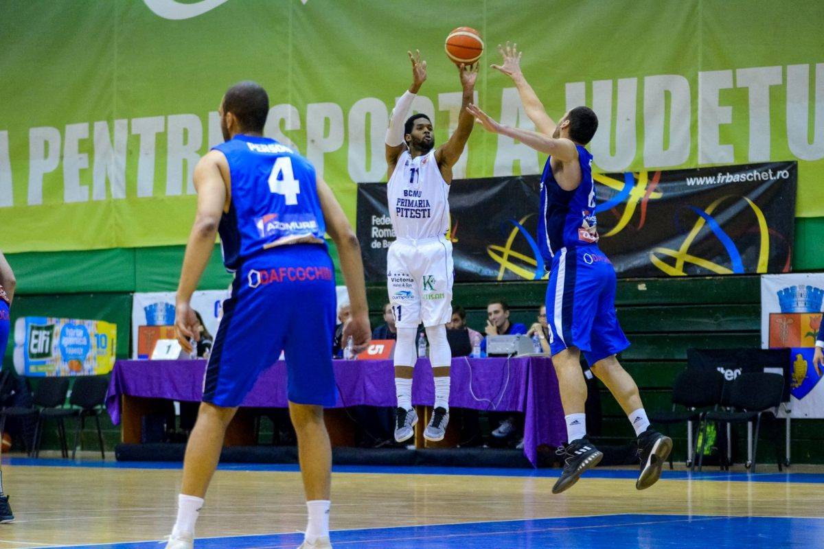 &bullet;  Fotó: Facebook/BCM U Pitești