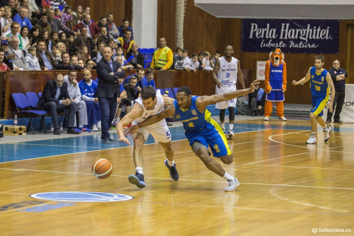 Martinicsék nagyot küzdöttek a negyeddöntőben, de nem tudták kiejteni a szebenieket •  Fotó: Boda L. Gergely