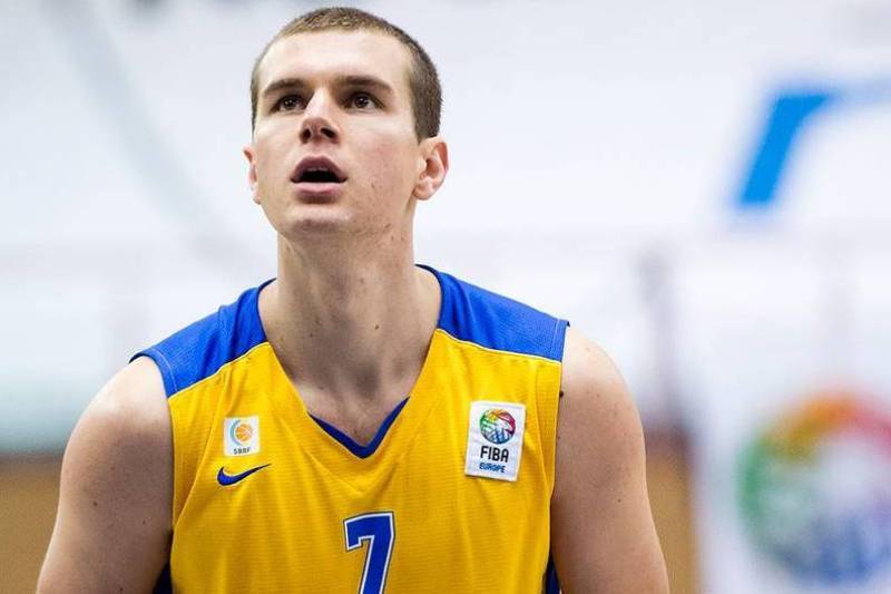 Több ország bajnokságában is megfordult már a bosnyák származású kosárlabdázó 