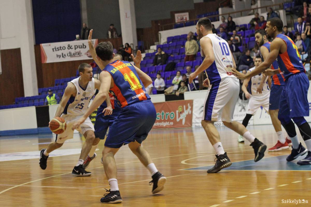 &bullet;  Fotó: Haáz Vince