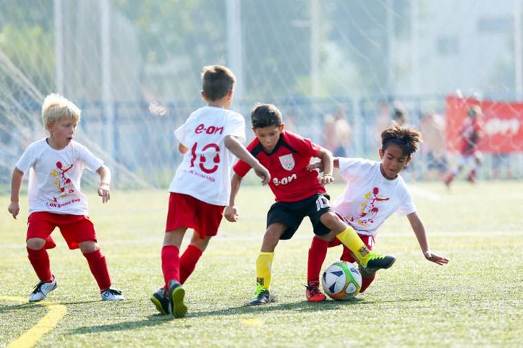 Győzteseket hirdettek az E.on Kinder Kupán