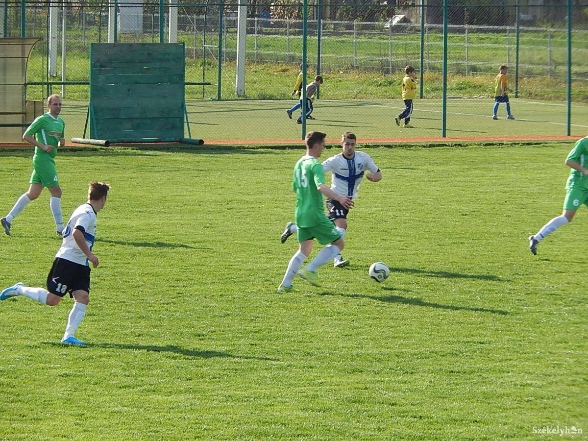 •  Fotó: Gligor Róbert László