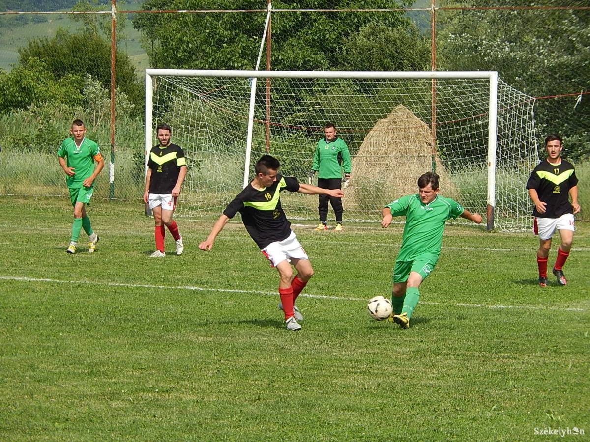 •  Fotó: Gligor Róbert László