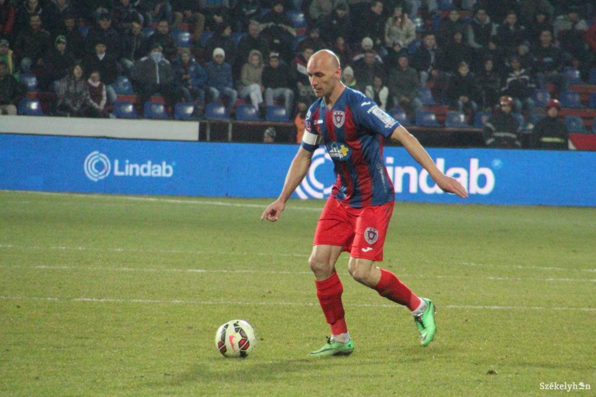 Gabriel Mureșan pályafutásának legnagyobb csalódása az ASA-val elveszített bajnoki cím •  Fotó: Haáz Vince