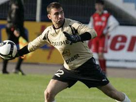 Csatár helyett kapust igazolt a FCM