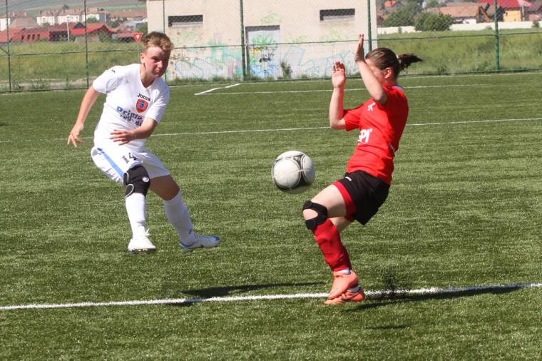 Legyőzte a rossz pályát az FCM női csapata