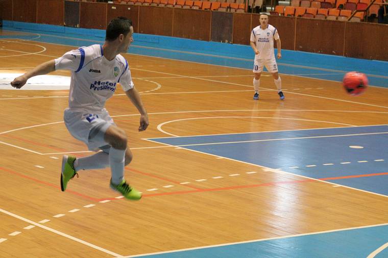 Döntetlen a bírókkal (is) főszerepben